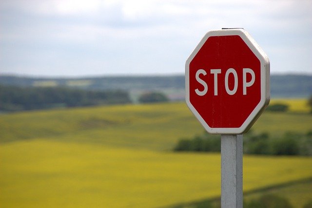 STOP標識